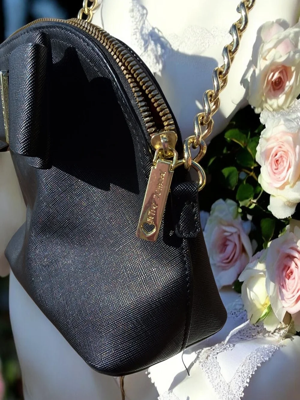 Vintage Betsey Johnson Black Saffiano Bow Dome Crossbody Bag